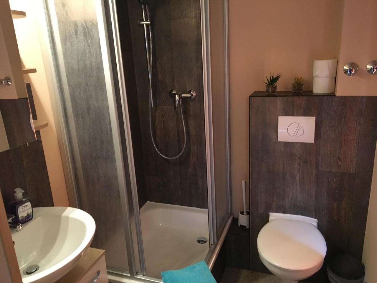Bullerbü Apartment *